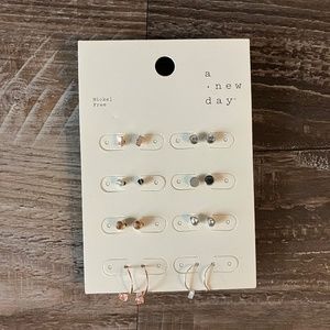 A New Day Earring Set (8 pairs)
